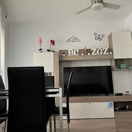 El Bc Zaragoza - Aljaferia Apartment Exterior photo