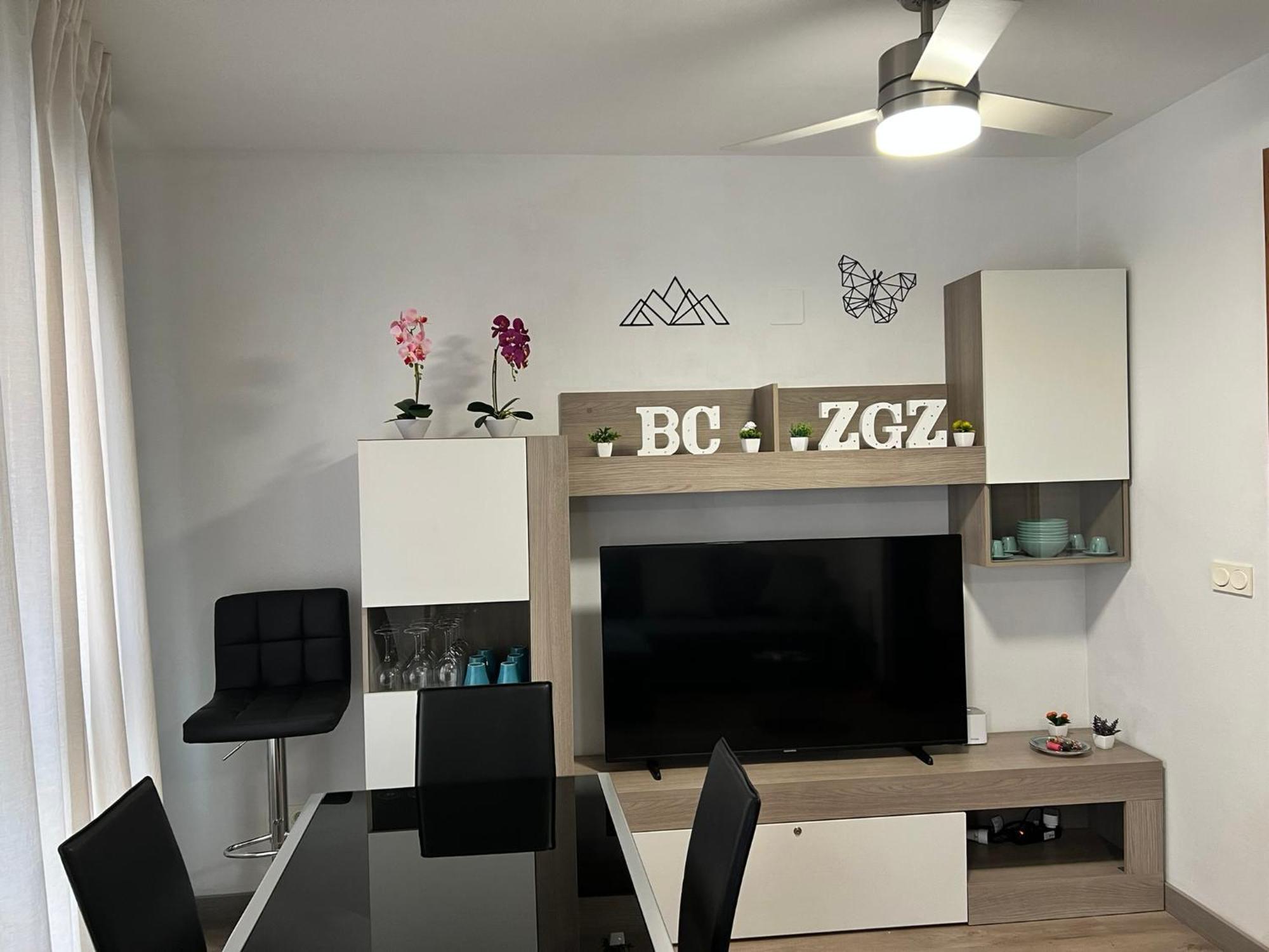 El Bc Zaragoza - Aljaferia Apartment Exterior photo